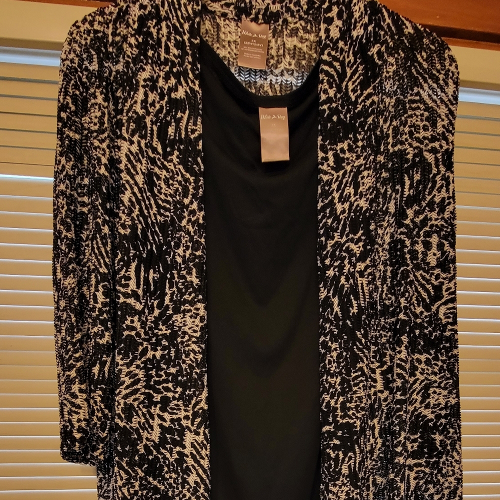 Women's open blouse with tank top, size 3X, black and white,  brand White Stag.